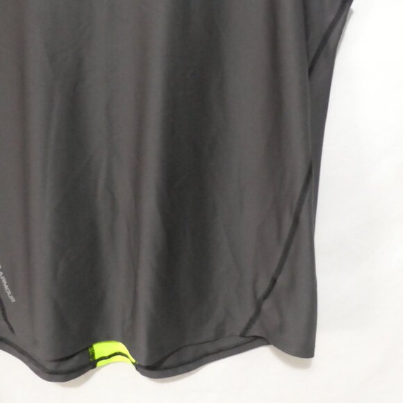 UNDER ARMOUR - Heat Gear | medium | Exercise Tank Top With Back Mesh Centre - Picture 7 of 13